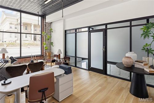 a-917 Broadway, Hannibal, MO, 63401 | Card Image