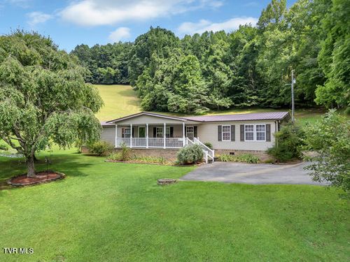 384 Sugar Pine Ln, Gate City, VA, 24251-4544 | Card Image