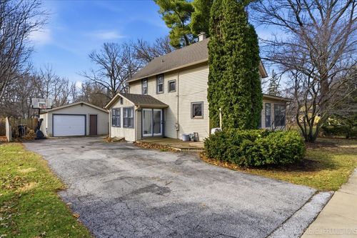 622 Spring St, Batavia, IL, 60510-2160 | Card Image