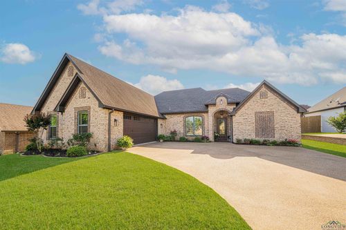 1701 Riviera Dr, Longview, TX, 75605-2740 | Card Image