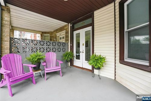 312 49th St, Union City, NJ, 07087-5108 | Card Image