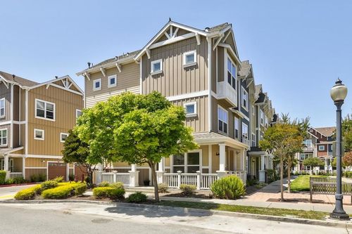 1918 Newbury Dr, Mountain View, CA, 94043 | Card Image