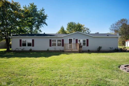 740 S Brown St, Winchester, IN, 47394-2104 | Card Image