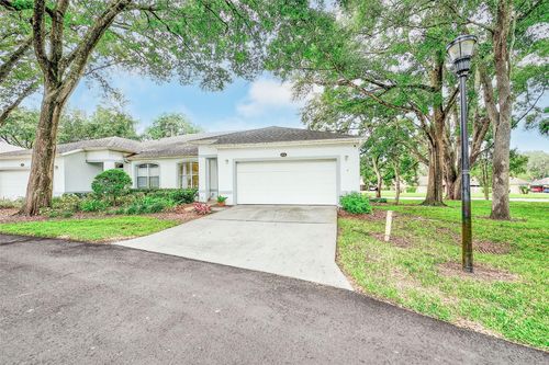 8634 Alexandra Arbor Ln, Temple Terrace, FL, 33637-6330 | Card Image