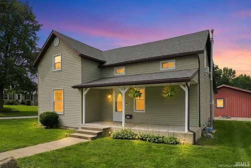 511 S Jackson Street, South Whitley, IN, 46787-1403 | Card Image