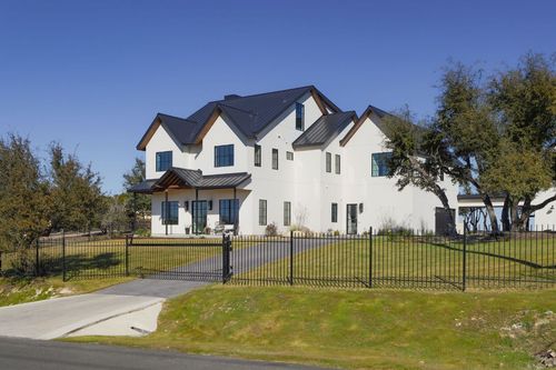 4405 Hennig Dr, Austin, TX, 78738-1627 | Card Image