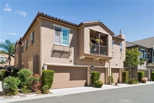 541-28458 Santa Rosa Ln, Saugus, CA, 91350-3248 | Card Image