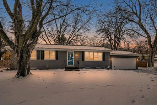 14921 Belvoir Dr, Minnetonka, MN, 55345-2004 | Card Image
