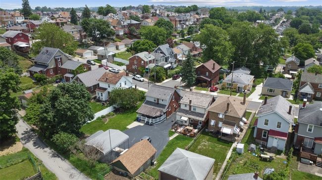 2830 Castlegate Ave, House other with 3 bedrooms, 2 bathrooms and 3 parking in Brookline PA | Image 36