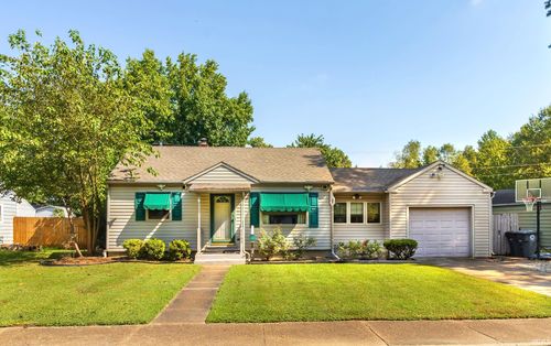 2262 Jefferson Ave, Evansville, IN, 47714-3137 | Card Image