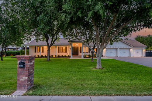 2520 E Winchester Dr, Gilbert, AZ, 85297-8131 | Card Image