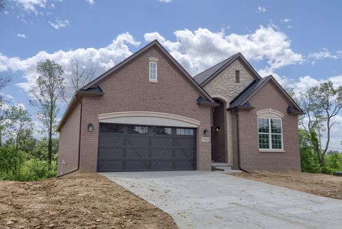 7841 Trailside Court, West Bloomfield Charter Township, MI, 48323 | Card Image