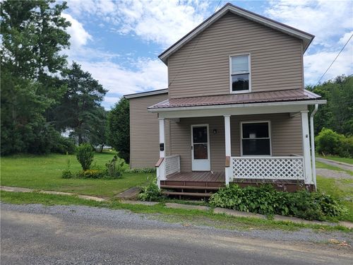 104 Zeitler Ave, Punxsutawney Area School District, PA, 15767 | Card Image