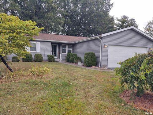 110 Stork St, Anna, IL, 62906-2201 | Card Image