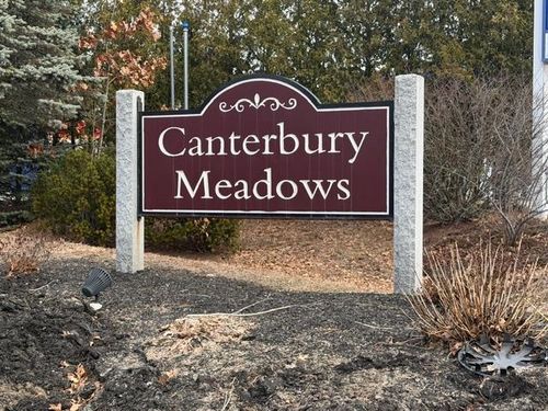 41 Ne Village Rd, Concord, NH, 03301-5814 | Card Image