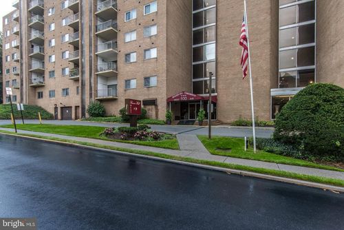 606-w-100 West Ave, JENKINTOWN, PA, 19046-2670 | Card Image