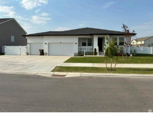 1611 E Cottontail Dr, Eagle Mountain, UT, 84005-6439 | Card Image