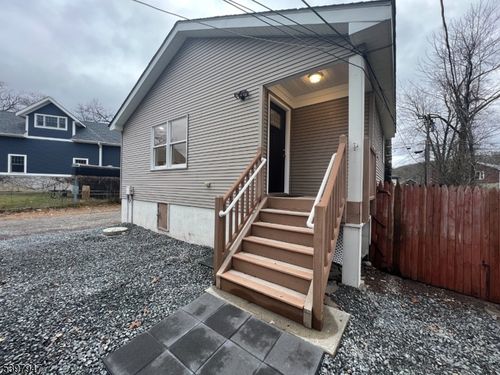 apt-3-18 W River Styx Rd, Hopatcong, NJ, 07843-1829 | Card Image