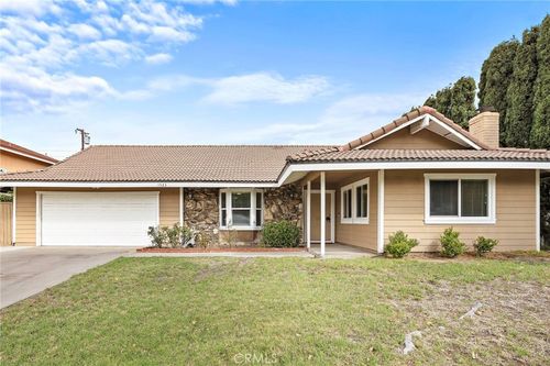 1523 E Baldwin Ave, Orange, CA, 92865-1401 | Card Image
