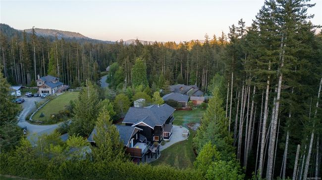 3022 Sarah Dr, House other with 5 bedrooms, 4 bathrooms and 5 parking in Sooke BC | Image 55