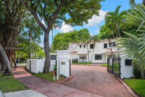 3500 Flamingo Dr, Miami Beach, FL, 33140-3923 | Card Image
