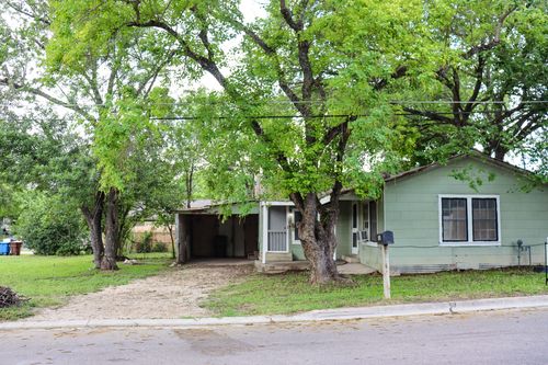 803 Third Street, Lockhart, TX, 78644 | Card Image