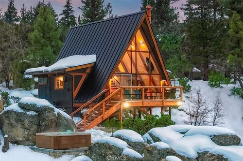 2313 Birch Dr, Arrowbear Lk, CA, 92382-7424 | Card Image