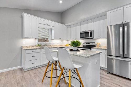 5 River Oak Dr, STAUNTON, VA, 24401 | Card Image