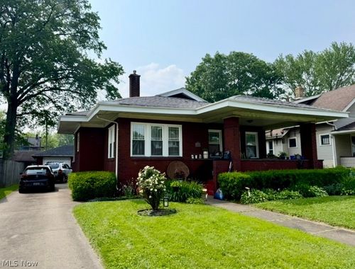 578 Oak Knoll Ave Se, Warren, OH, 44483-6043 | Card Image