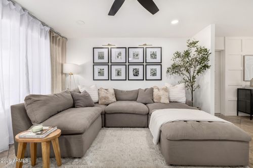 7902 E Kimsey Ln, Scottsdale, AZ, 85257-4423 | Card Image