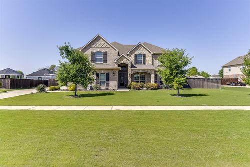 211 Stonegate Way, Red Oak, TX, 75154-5019 | Card Image