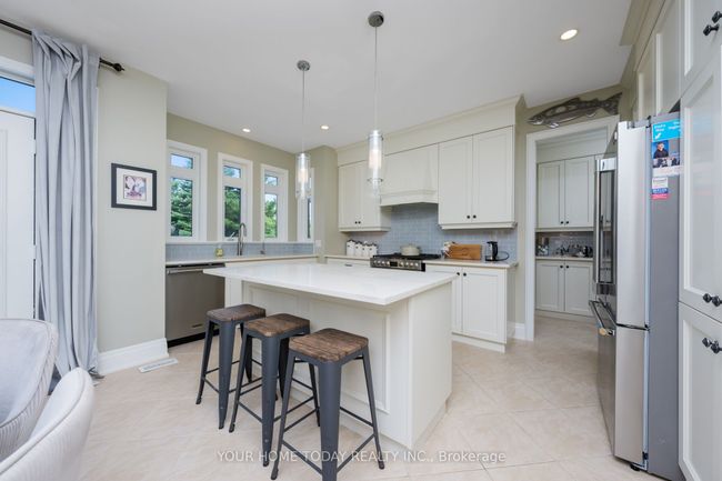 25 View Point Cir, House other with 5 bedrooms, 4 bathrooms and 6 parking in Georgetown ON | Image 7