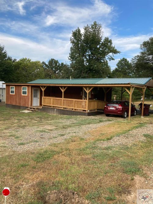 502 Pecan St, Queen City, TX, 75572-9648 | Card Image