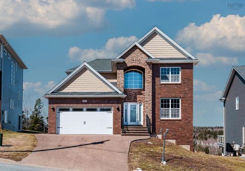 71 Maple Grove Ave, Timberlea, NS, B3T0E2 | Card Image