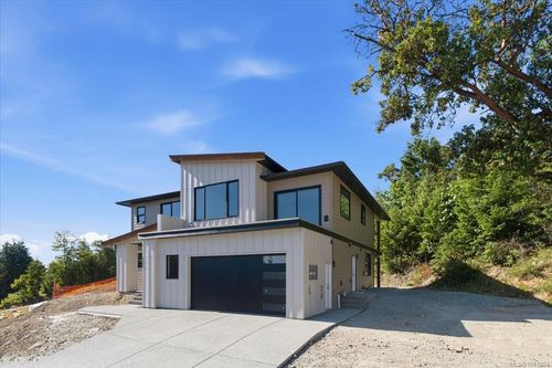 4949 Dixon Lane, Lantzville, BC, V0R2H0 | Card Image