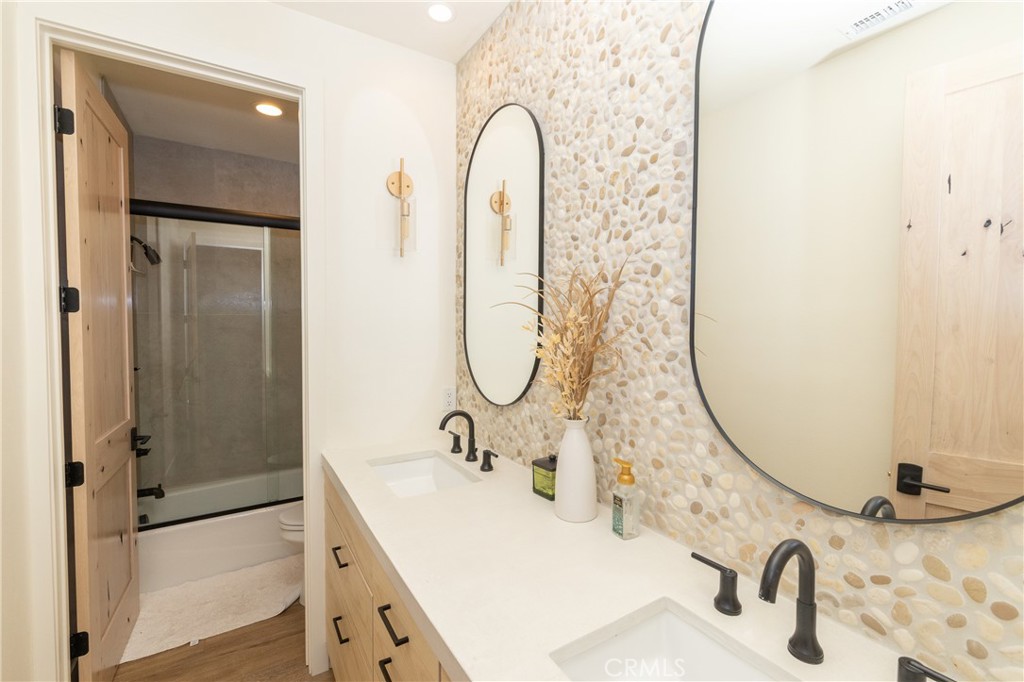Residential in Angelus Oaks 4