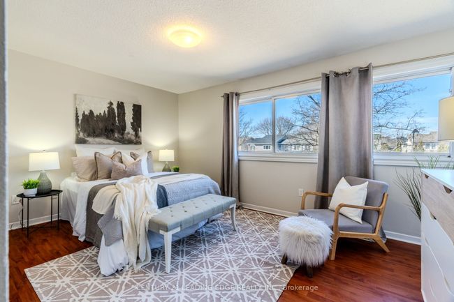 1807 Listowell Cres, House attached with 3 bedrooms, 2 bathrooms and 1 parking in Pickering ON | Image 14