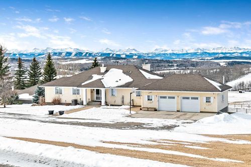 306081 224 St W, Foothills, AB, T1S2Y8 | Card Image