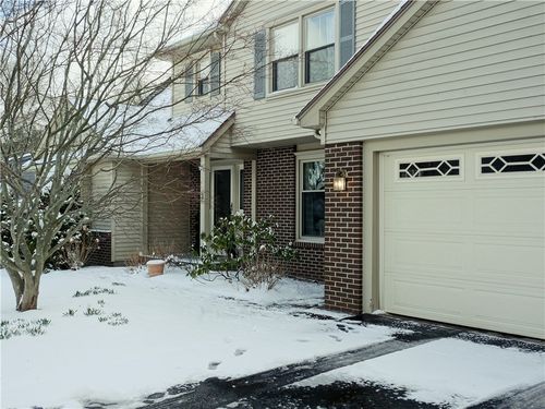 3 Freshfield Rise, Fairport, NY, 14450-2648 | Card Image