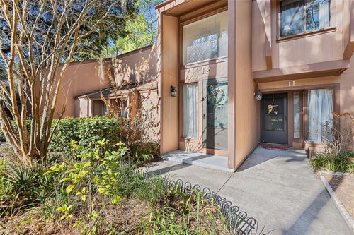 12 Greenbriar Ct, PALM COAST, FL, 32137-8020 | Card Image