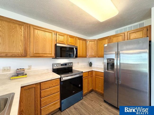 1630 Sawyer St, Townhouse with 3 bedrooms, 3 bathrooms and 2 parking in Lincoln NE | Image 6