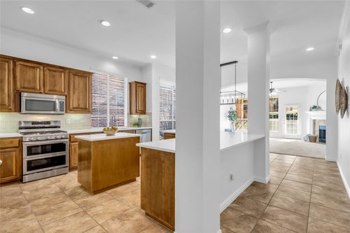 1140 Wilson Dr, Lantana, TX, 76226-6578 | Card Image