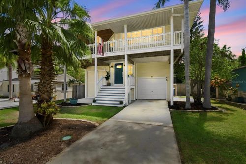 389 Georgia Ave, CRYSTAL BEACH, FL, 34681 | Card Image