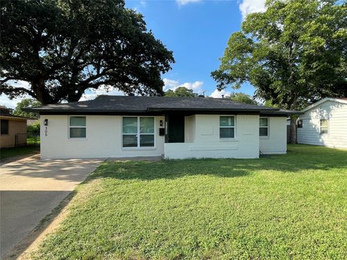 305 Jenny Kay Ln, Irving, TX, 75060-6048 | Card Image