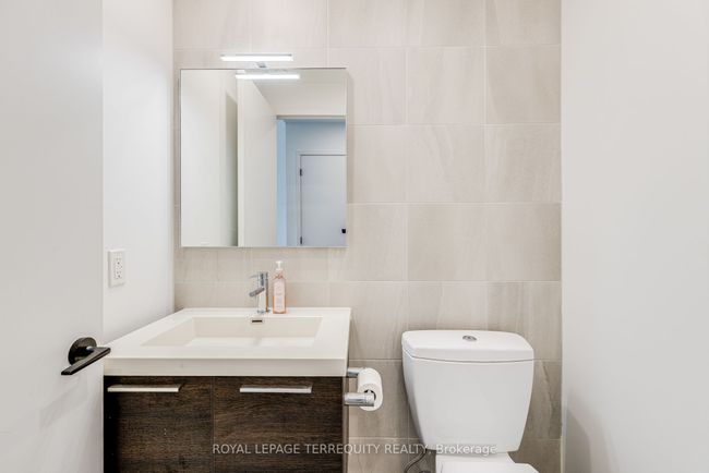 705 - 2118 Bloor St W, Condo with 1 bedrooms, 2 bathrooms and null parking in Toronto ON | Image 14