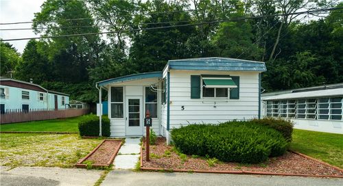 979 Toll Gate Rd, Warwick, RI, 02886-0683 | Card Image