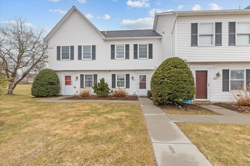 433 Westview Cir, Williston, VT, 05495-7352 | Card Image