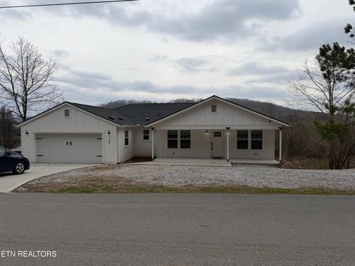 1281 Swan Pond Circle Rd, Harriman, TN, 37748-5112 | Card Image