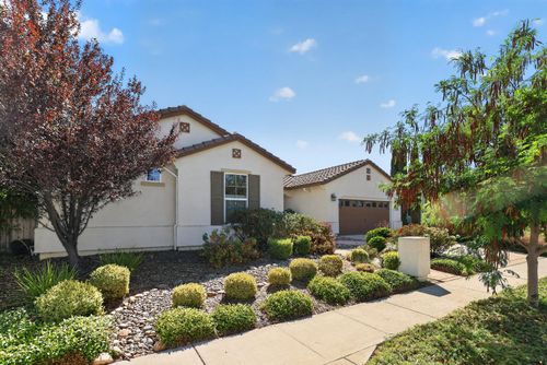 2706 Sweeney Drive, Woodland, CA, 95776 | Card Image