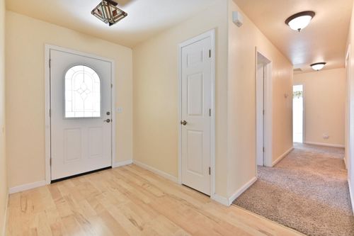 735 Live Oak Dr, Angels Camp, CA, 95222-9754 | Card Image